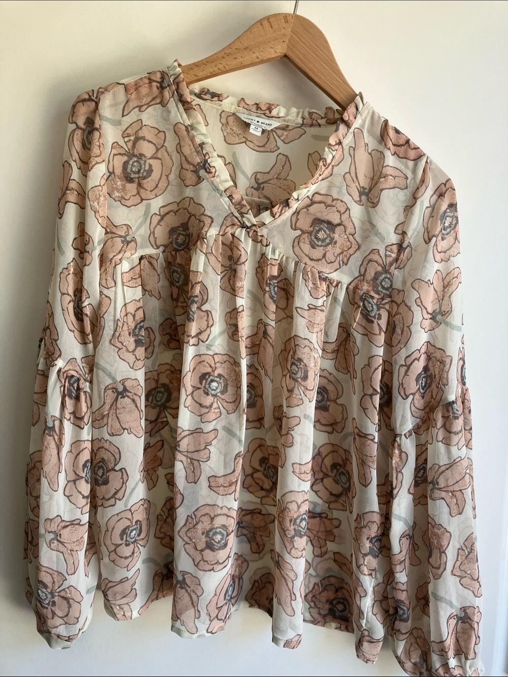 LUCKY BRAND Semi-Sheer Tan/Blush Floral Print Boho Style Blouse Women’s Size M